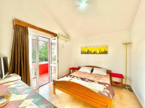 Hostal Vila L Budva