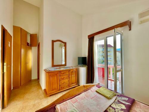 Hostal Vila L Budva