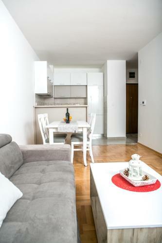 Ana Apartment