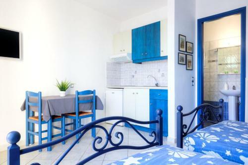 Myrto Apartments