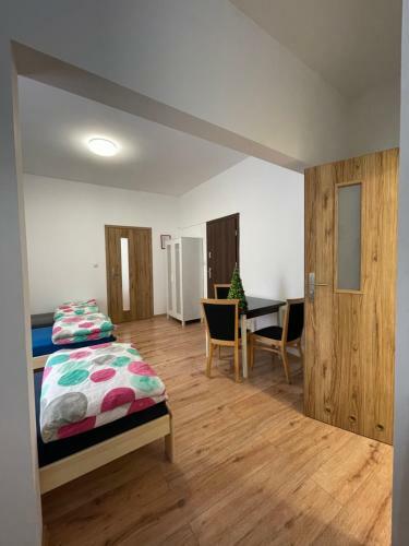 Apartament 1 Dla 6 Os�b