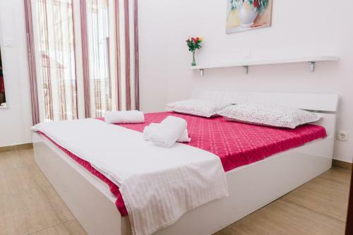 Apartmani Mila Brela
