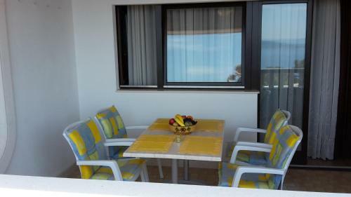 Hostal Guest House Fenix Brela