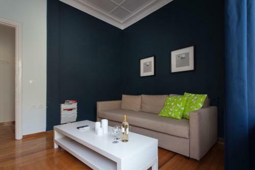 Stylish 2bdrm Apartment In Plaka With Acropolis View