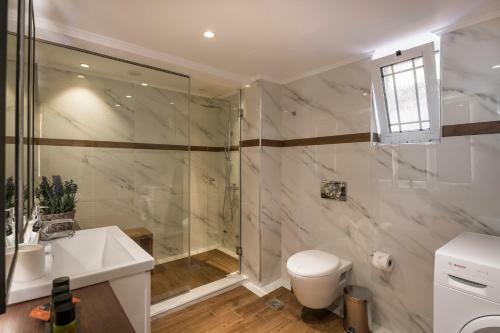 Sun Ray Luxury Apartments