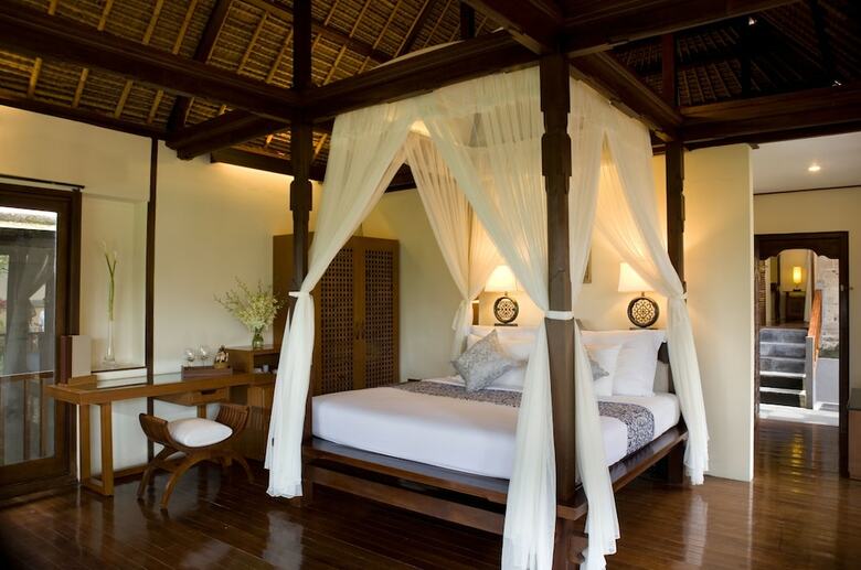 Hotel Kamandalu Resort & Spa