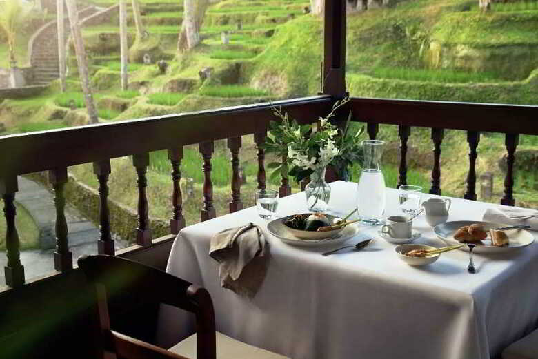 Hotel Kamandalu Resort & Spa