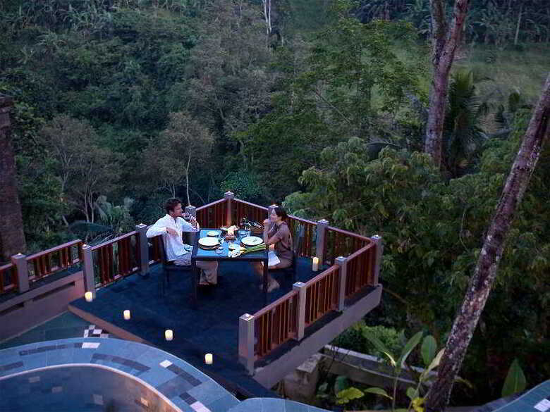 Hotel Kamandalu Resort & Spa