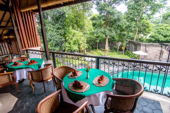 Hotel Champlung Sari