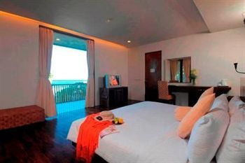 Hotel The Oasis Beach Benoa Bali