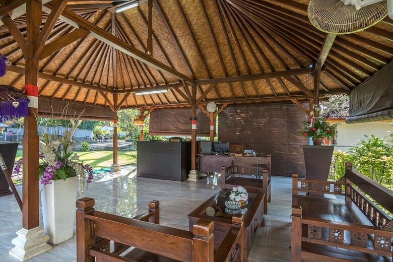 Hotel Inna Grand Bali Beach