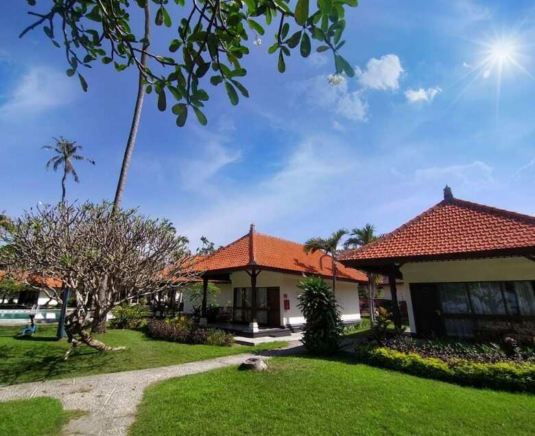 Hotel Inna Grand Bali Beach