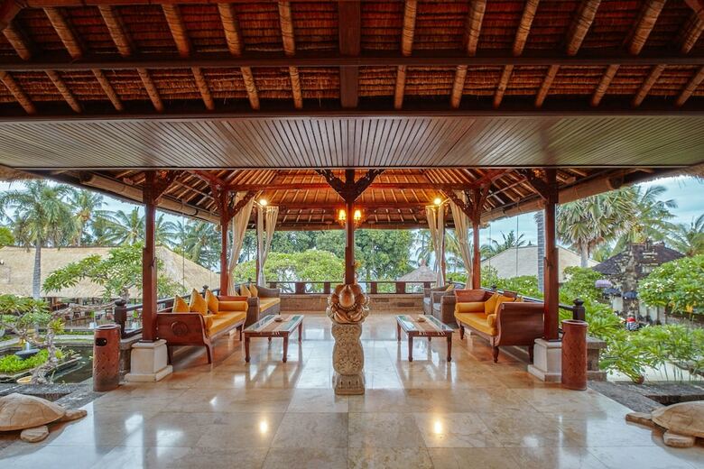 Hotel Puri Bagus Lovina
