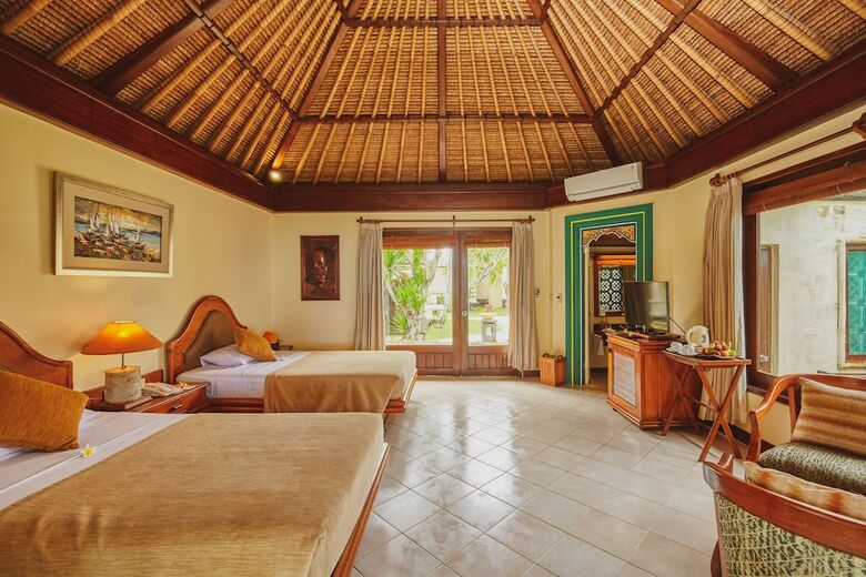 Hotel Puri Bagus Lovina