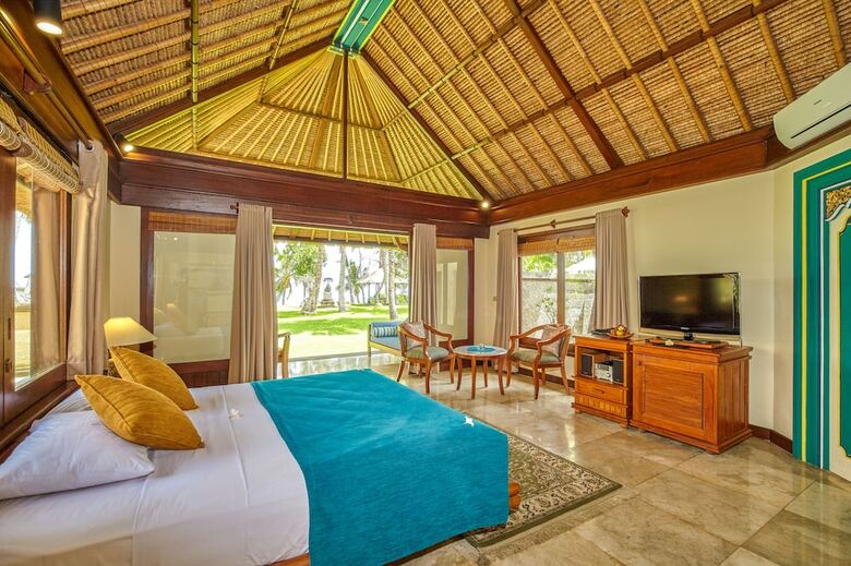 Hotel Puri Bagus Lovina