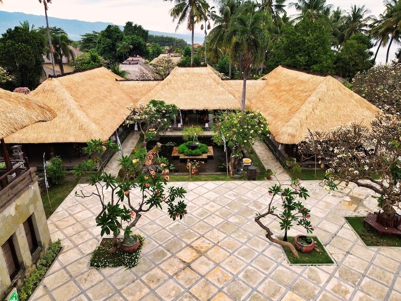 Hotel Puri Bagus Lovina