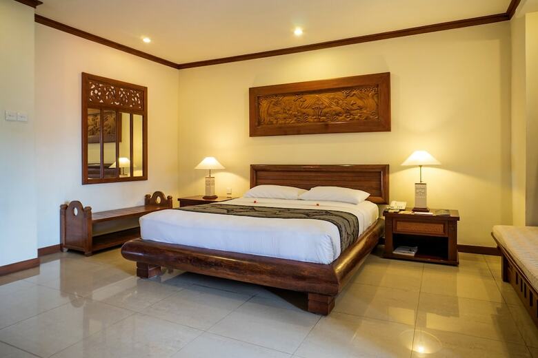 Hotel Grand Balisani Suites