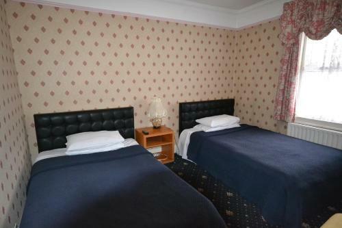 Hostal Airport Guest House