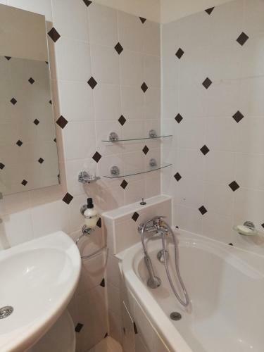 Apartm�n Al?betka