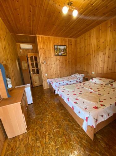 Hostal Guest House Lev