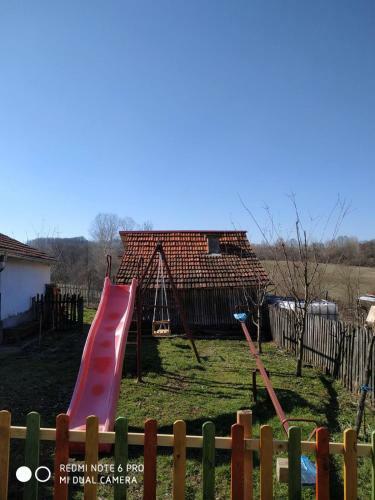 Apartamento Seosko Turisti?ko Doma?instvo Milka