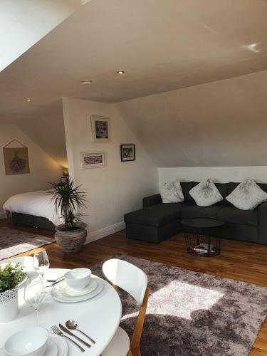 Captivating 1-bed Apartment In Cloyne