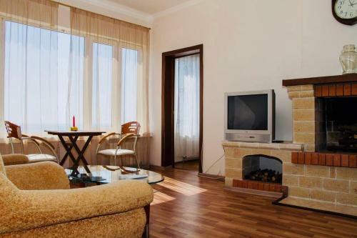 Private House Under The Key Amra