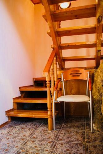 Private House Under The Key Amra