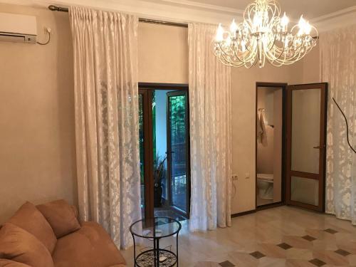 Hostal Guest House On Kabardinskaya 49