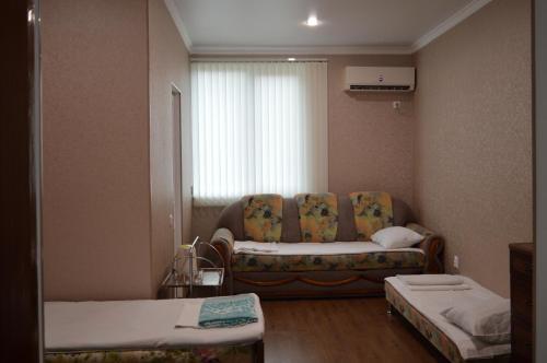 Hostal Guest House On Kabardinskaya 107