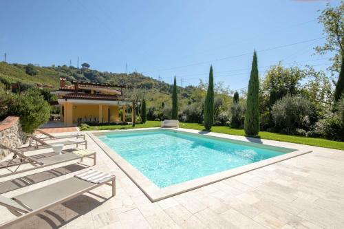 Villa Lunense
