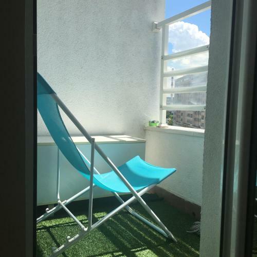 True Blue Apartment Belvile