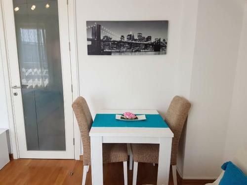 True Blue Apartment Belvile