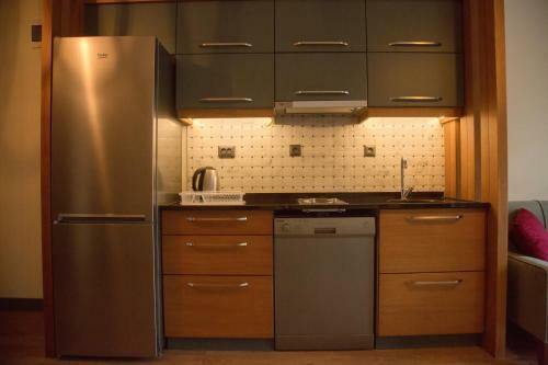 Ceneviz Suit Apart Otel