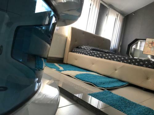 Whitehotel