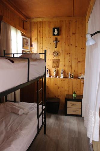 Hostal Travel Inn House Mestia ? ????????? ?????