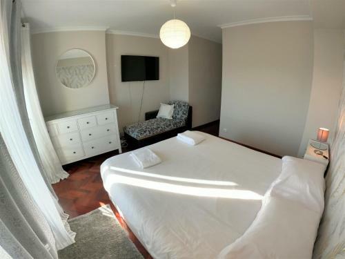 Apartamento Sintra, T3 Duplex With Magnificent Views And Balcony