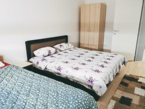 Cozy Corner Apartments - Free Parking & Wi-fi
