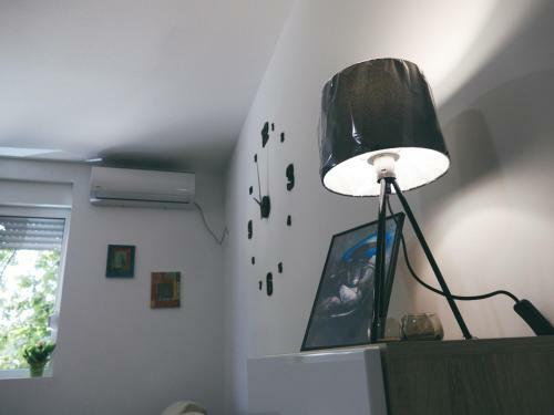 Cozy Corner Apartments - Free Parking & Wi-fi