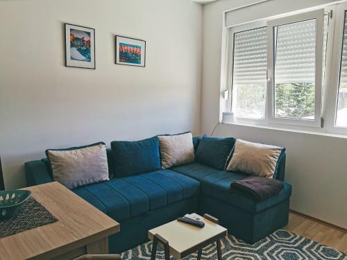 Cozy Corner Apartments - Free Parking & Wi-fi