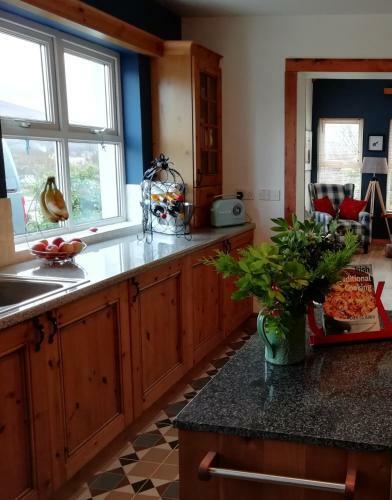 The Hill House Meenaleck With Sunrise Views