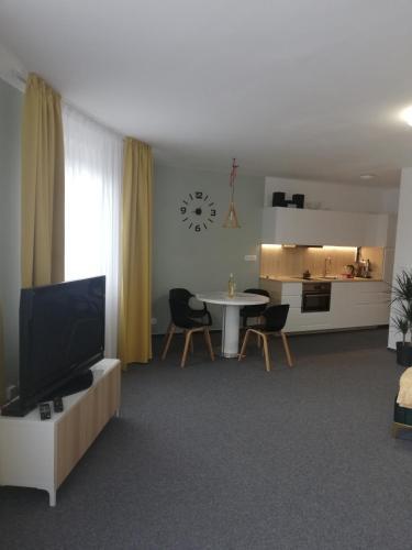 Apartment Mymara No3
