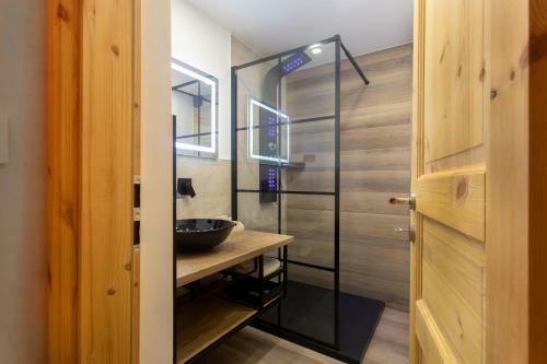 Honey Apartments