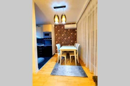 Apartment 13c