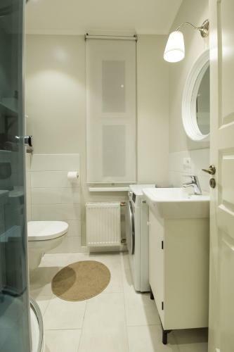 Renovated Apartment In Riga Center