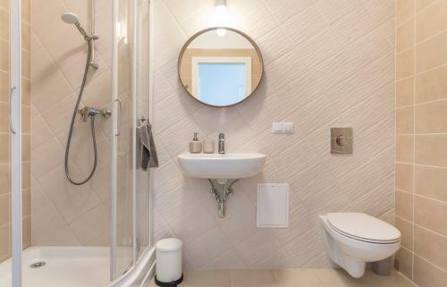 Apartamento Cozy Modern Studio In City Centre & Queensize Bed