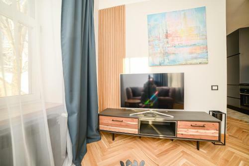 S22 Apartments