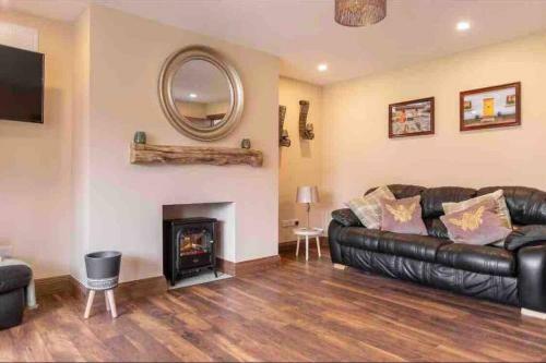 Stunning Coastal Home In Dingle Town
