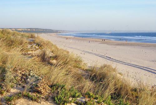 Apartamento Besthomestay- Caparica Beach Lisbon