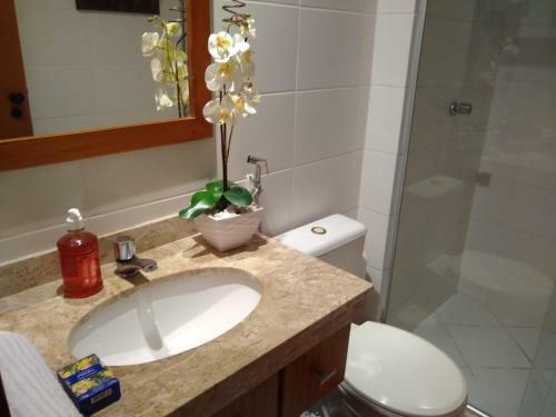 Apartamento Apto. 2/4 Varanda, Piscina E Estacionamento